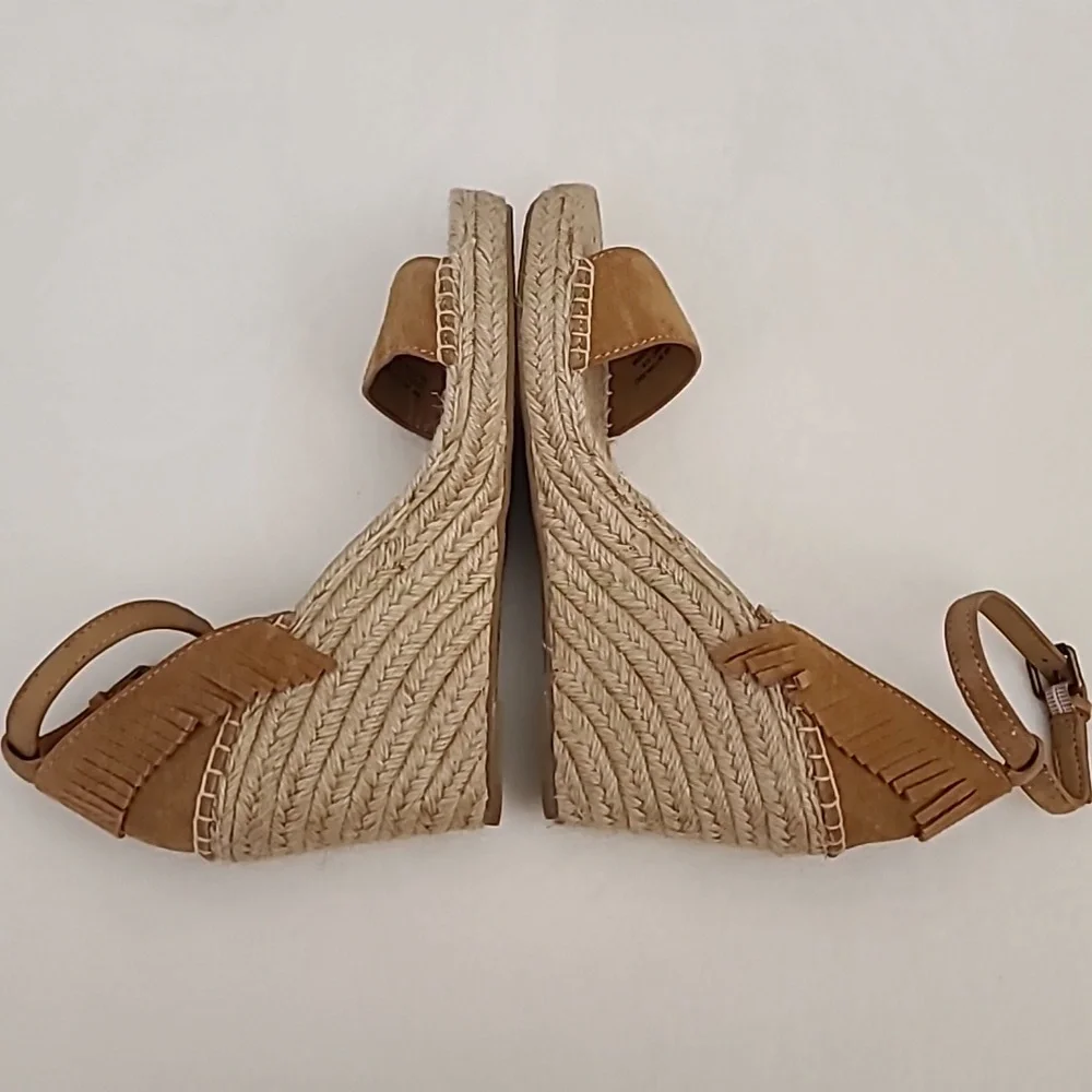 FRYE AND CO. Tan Suede Fringe Espadrille Wedge Sandals